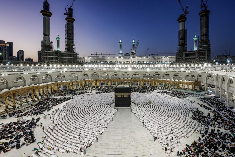 How to Apply for Umrah Visa from Dubai? – A-Z Process