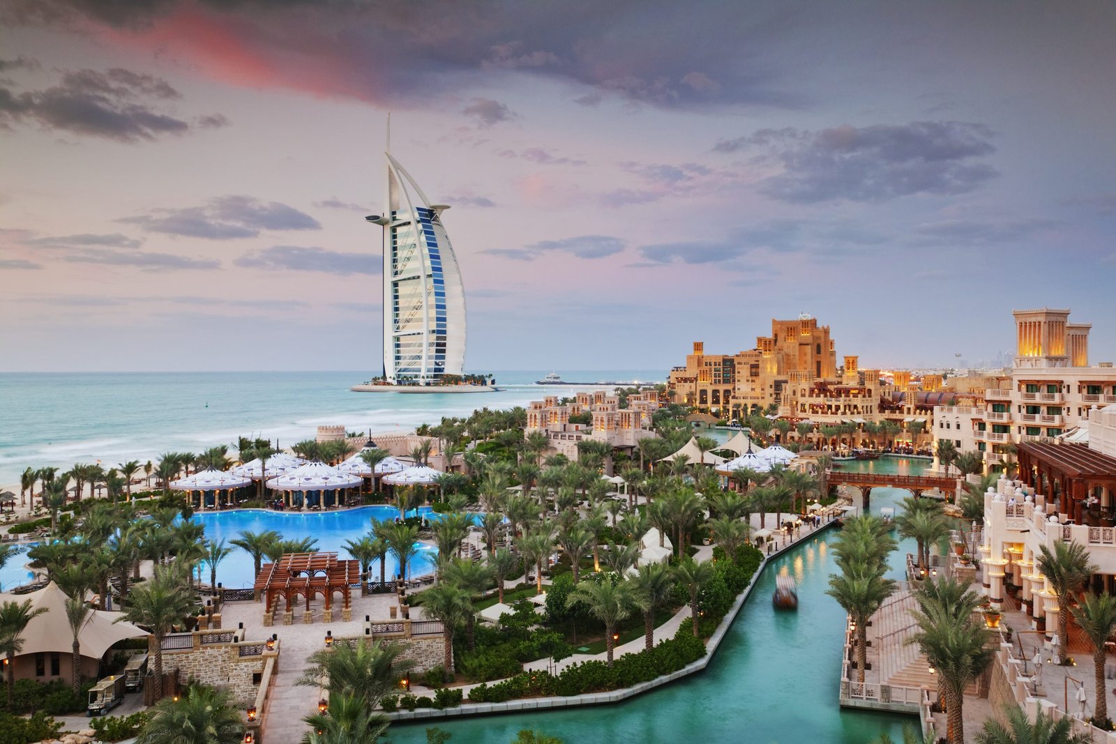 Best Family Hotel and Vacation in Dubai – Unforgettable Experiences for All Ages