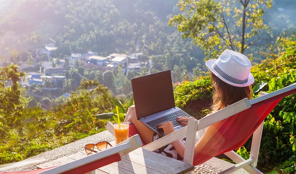 Who are the new digital nomads and what do they do?